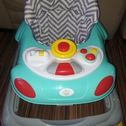 baby walker almost new.
used 3 or 5 times .
little one don't like being there.
I can deliver localy for small fee 