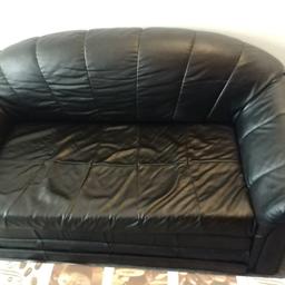 Verschenke schwarzes Leder sofa
Ist zum ausklappen
Abzuholen in ottersleben