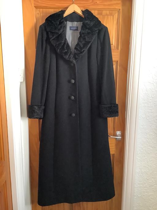 Buy & Sell West Midlands Birmingham - Photos for Windsmoor full length coat.