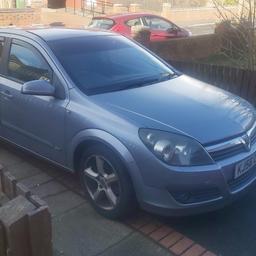 selling my 1.8 astra good condition sport button,few scratches due to the ages mint runner no problems at all tax,mot,insurance 
no time wasters £600 ono