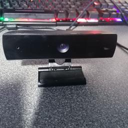 As above, to say its generic it's quite a good webcam, I've been using this for streaming for quite a while but still works well and pic quality is great, in built mic isn't the best but is ok, I was using an external mic.