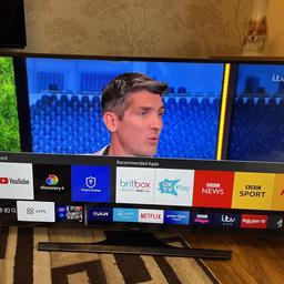 No offers accepted!!

A stunning 50” Samsung 4K smart tv will all the usual features in perfect working order. Still has protective wrapper round the edge of the cabinet so like new. With remote stand and power lead. MODEL UE50MU6120K approx 2/3 years old 

NO OFFERS ACCEPTED!!

COLLECT FROM WILLENHALL WV12