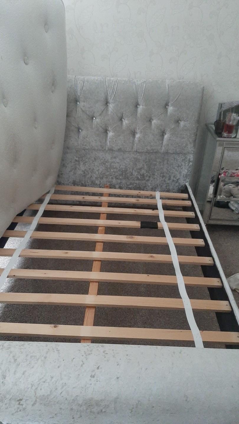 Double Silver Crushed Velvet Bed Frame in Wigan for £90.00 for sale