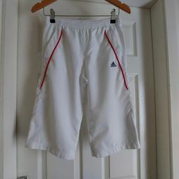 Breeches “Adidas”Clima Cool White Colour Good condition

The Brand With The 3 Stripes

Actual size: cm

Length: 59 cm measurements from waist front

Length: 61 cm measurements from waist back

Length: 57 cm measurements from waist side

Volume Waist: 65 cm - 78 cm

Volume Hips: 78 cm - 81 cm

Size: 24” ( UK ) Eur 140 cm

Shell: 100 % Polyester

Made in Cambodia