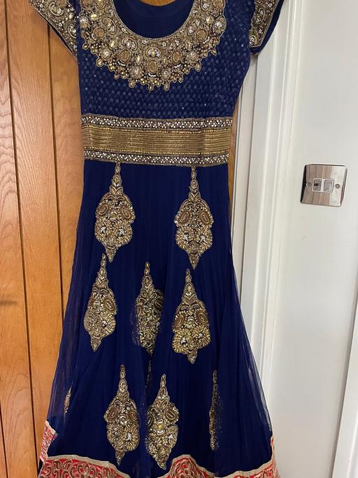 Buy & Sell West London Hillingdon - Photos for Frock suit