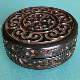 7cm pretty chinese lacquered "wooden" box