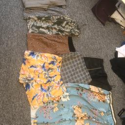 Job lot of Size 8 womens clothing ( 5 items size 6)
In great condition, some brand new with/ without tags.
Brands include New Look, Zara, River Island, Topshop, George, M&S, GAP, Boohoo, Primark etc.
Includes jackets, coats, trousers, tops, blouses, bags etc.
Collection from B36, may be able to deliver locally for extra cost.