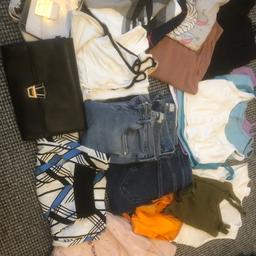 Job lot size 10 clothing
Some new with/ without tags
Brands include River island, Top shop, Under Amour, H&M etc.
Collection from B36, may be able to post locally for extra cost.