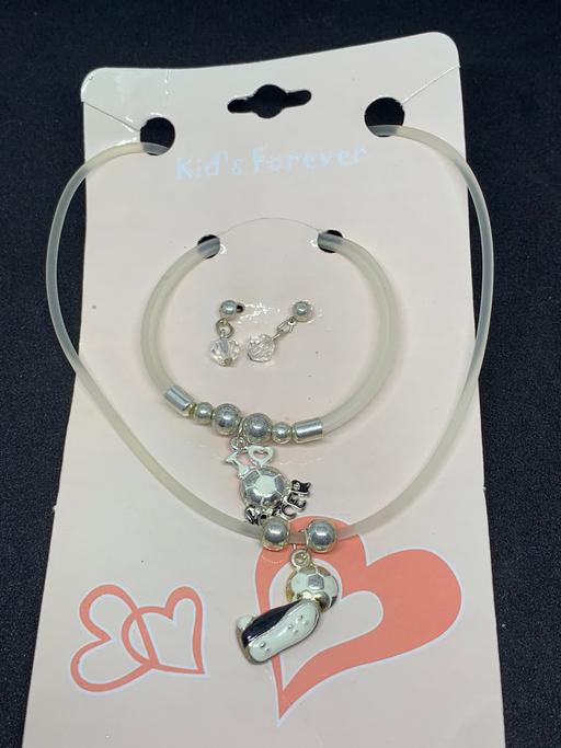 Buy & Sell North Northamptonshire Desborough - North Northamptonshire - Photos for I ❤️ Soccer Childrens Jewellery Set.