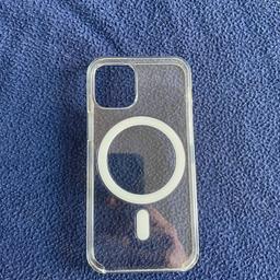 Ich verkaufe die Clear Case Hülle mit MagSafe von Apple für das IPhone 12 mini.
Hülle Ende Dezember letzten Jahres gekauft.
Sie weist leichte Gebrauchsspuren auf.
Versand mit Versandkostenübernahmen möglich.