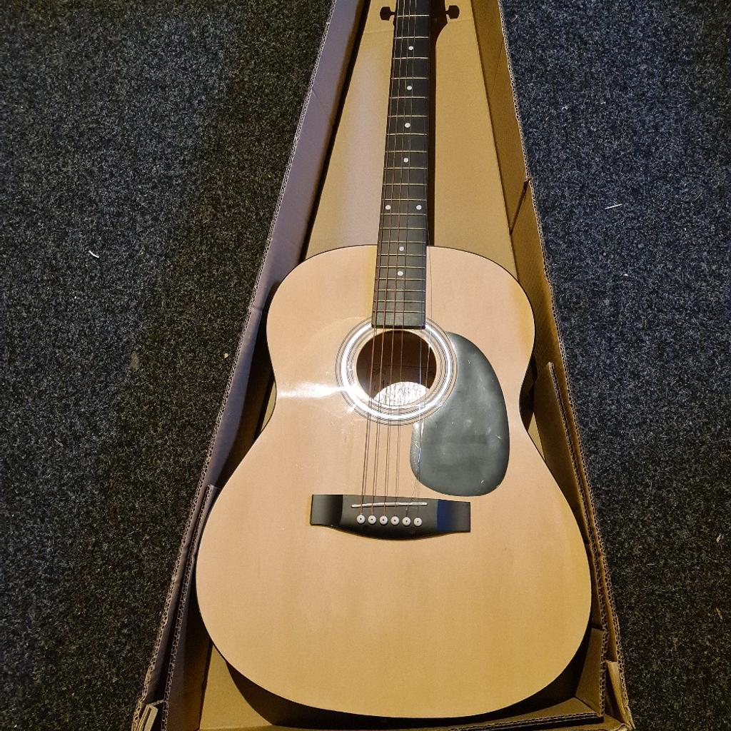 Martin Smith Acoustic Guitar Full Size in S10 Sheffield für £ 30,00