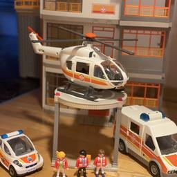 OSTERAKTION !!!
Großes Playmobil Krankenhaus Set bestehend aus:
- Krankenhaus inkl. Hubschrauber Landeplatz
- zusätzliches Stockwerk
- Rettung
- Notarzt Fahrzeug
- Einrichtung und umfangreiches Zubehör (nicht alles am Foto)