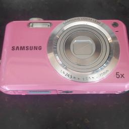 ES 67 digital camera 📷 ion good working order, pink in very good condition with box charger cd etc £14 ono