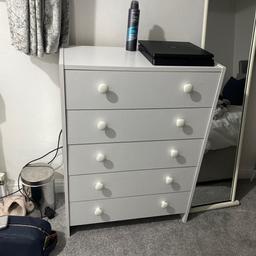 White chest of draws
Excellent condition
More photos on request 
Collection Hornchurch