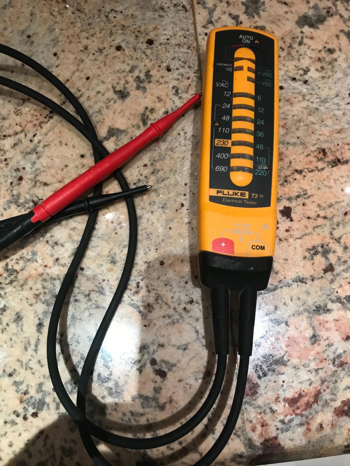 FLUKE T3 W ELECTRICAL TESTER in SE18 Greenwich for £35.00 for sale