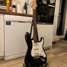 Elevation electric guitar in good condition
Tested and Gives an audio output to amp.
Neighbour wanted to throw it away so i saved it.

It’s a nice guitar with a quality feel but it will need tuning.

Sold as seen in working condition.
Feel free to ask questions!