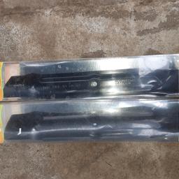 new in pack Flymo lawnmower blades
b32 Quinton collection