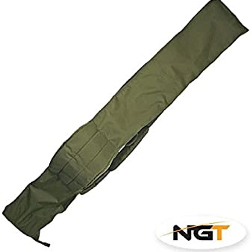 This well padded rod holdall can hold three rods made up and three unmade.  It has two additional pockets on the front.  One with a zip which is ideal for bank sticks and another larger pocket ideal for an umbrella and or net handles.   This also has a well padded adjustable strap.

 

(Made from 600D polyester with PVC backing.)

 

Brand:  NGT

 

Size:  205 x 32 x 40cm  (Can hold 12 or 13ft 2pc rods)