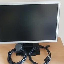 19 Inch,no leads are included,uses blue connection FOR PC,has a small mark on screen and works perfectly,just use a kettle lead to power it up.

No offers reduced already.