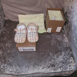 baby girls burberry shoes worn once never been walked in come with dust bag and box size 19 was £120