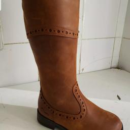 CLARKS UK 7 G KIDS EU 24 GIRLS TAN BROWN KNEE HIGH LEATHER SCHOOL BOOTS SHOES in excellent condition