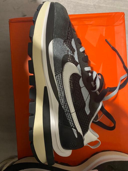 Buy & Sell Birmingham City Centre Birmingham - Photos for Essential