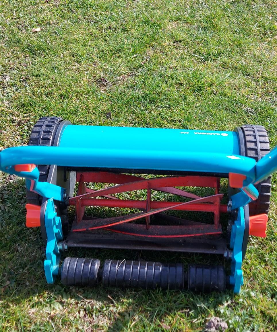 HandrasenmäherSpindelrasenmäher Gardena 300 in 6341 Gemeinde Ebbs für