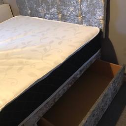 Crushed velvet small double bed with 2 drawers one either side
Collection only from m7