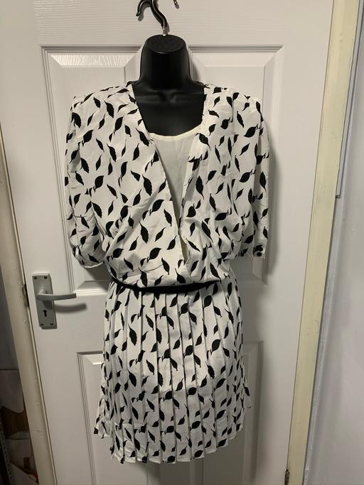 Buy & Sell West Midlands Birmingham - Photos for Black & white pleated midi dress size 12