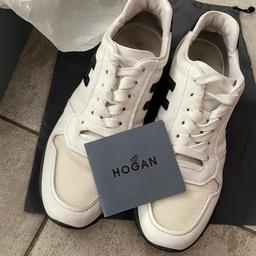 Hogan bianche in pelle e tessuto , complete di tutto , come nuove . Numero 40 (6). Retail 300 euro.