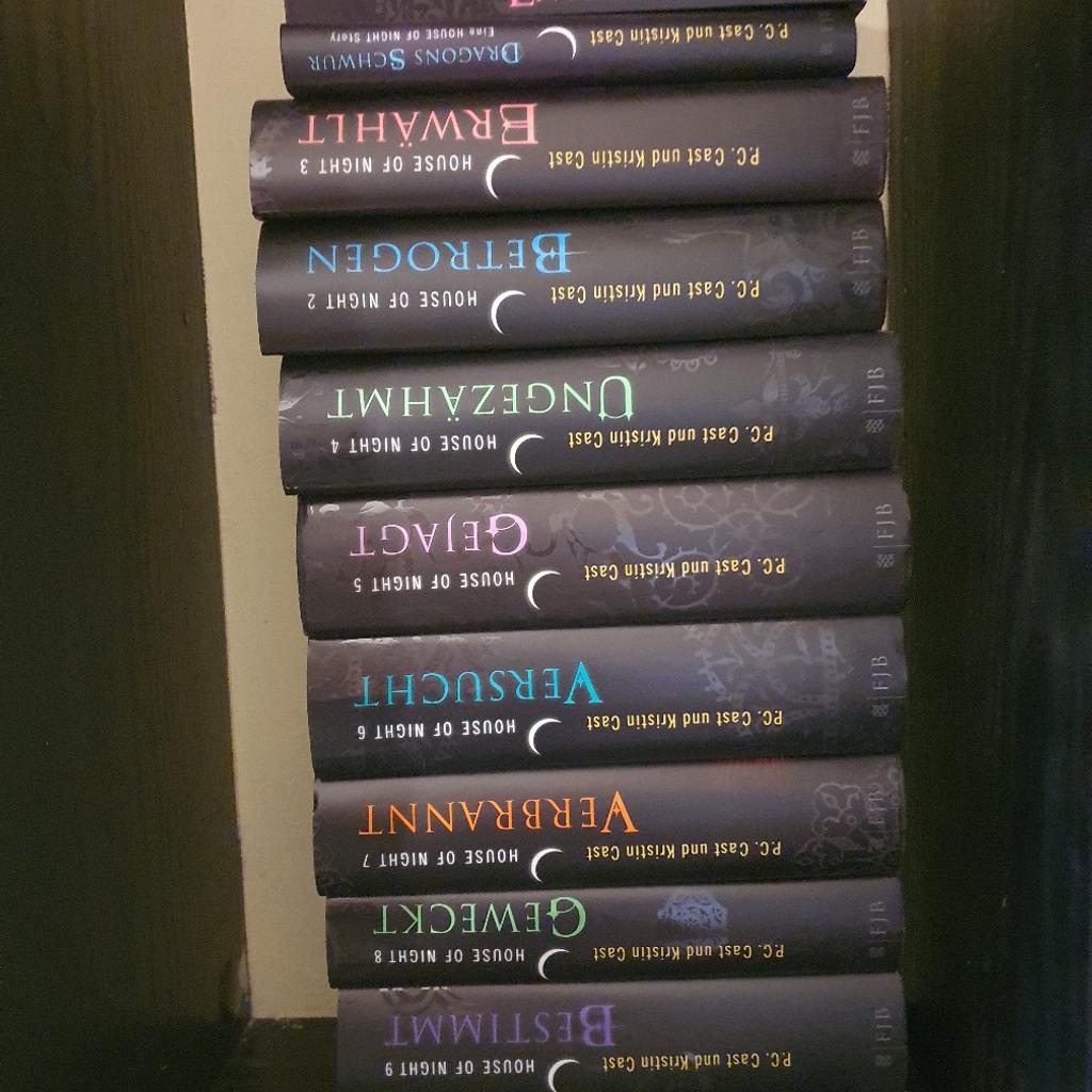 Bücher 📚 House of Night in 6060 Stadt Hall in Tirol für 3,00 € zum Verkauf Shpock DE