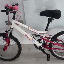 excellent condition girls Apollo charm bike.  

20inch wheels.
Age Range : 6-9 years

collection only from Gravesend.