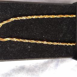 LOVELY 9CT GOLD CHAIN
18" NEVER WORN
SURPLUS TO REQUIREMENT 

BUYET TO COLLECT FROM ROCHFORD WAY, WALTON ON THE NAZE.  CO14 8RX