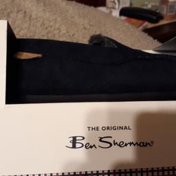 brand new original slippers Ben Sherman. COLLECTION ONLY .UNOPENED. NAVY BLUE IN COLOUR..in gift box