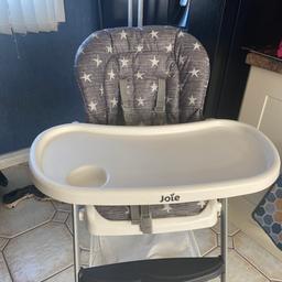 Grey/white star joie highchair.
Good condition
Removable tray and basket at bottom.
Easy strap fold.
Folds for storage.