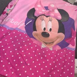 Mini mouse reversible single bedding set 
Quilt cover and pillowcase. From smoke and pet free home. Excellent condition