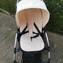 Bugaboo bee plus, off white colour. Doesnt come with a raincover.
Shows signs of wear and tear, however still a perfect buggy for a toddler.

Could do with a wash.. It all comes off for the washing machine
£40