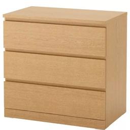 IKEA oak veneer chest of drawers.

Size 80 x 78cm

Good condition but no longer needed.