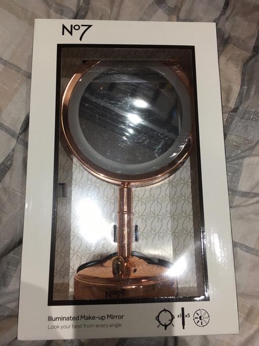 Buy & Sell West Midlands Sandwell - Photos for Boots rose gold illuminated mirror