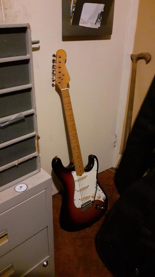 Buy & Sell North West London Queen`s Park - North West London - Photos for Electric guitar