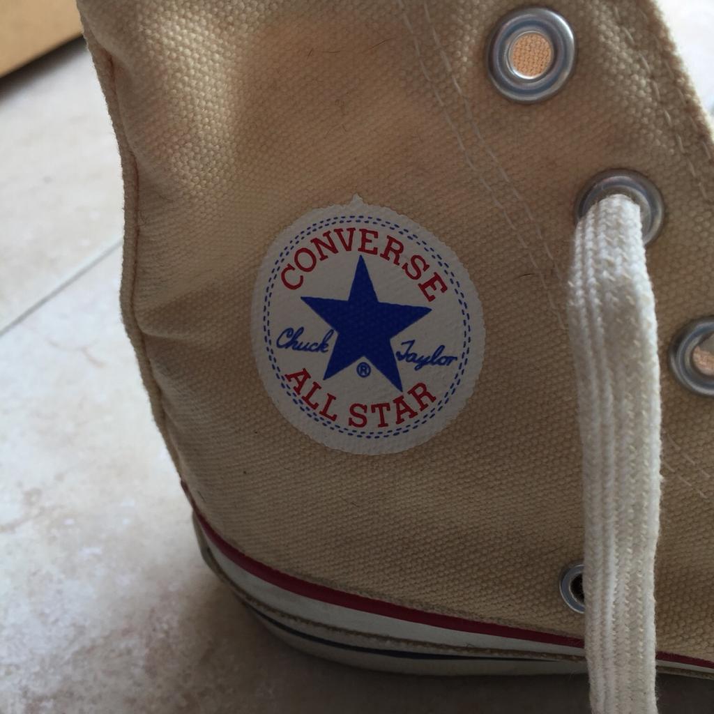 Vendo scarpe alte marca Converse, usate ma in buono stato