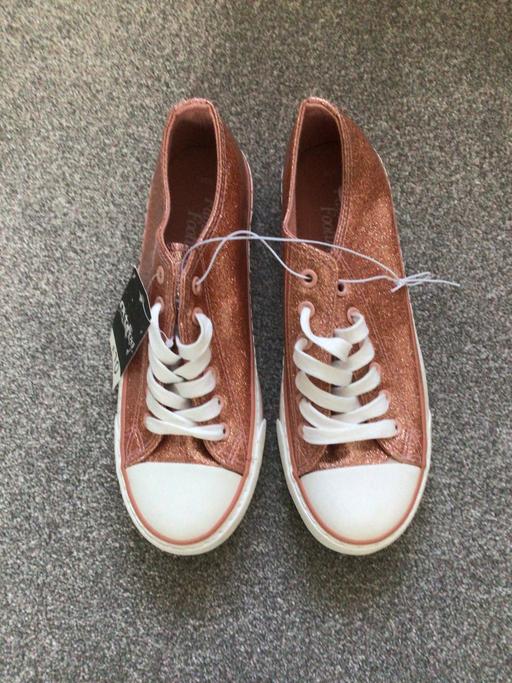 Buy & Sell West Midlands Wolverhampton - Photos for Girls sparkly footwear 