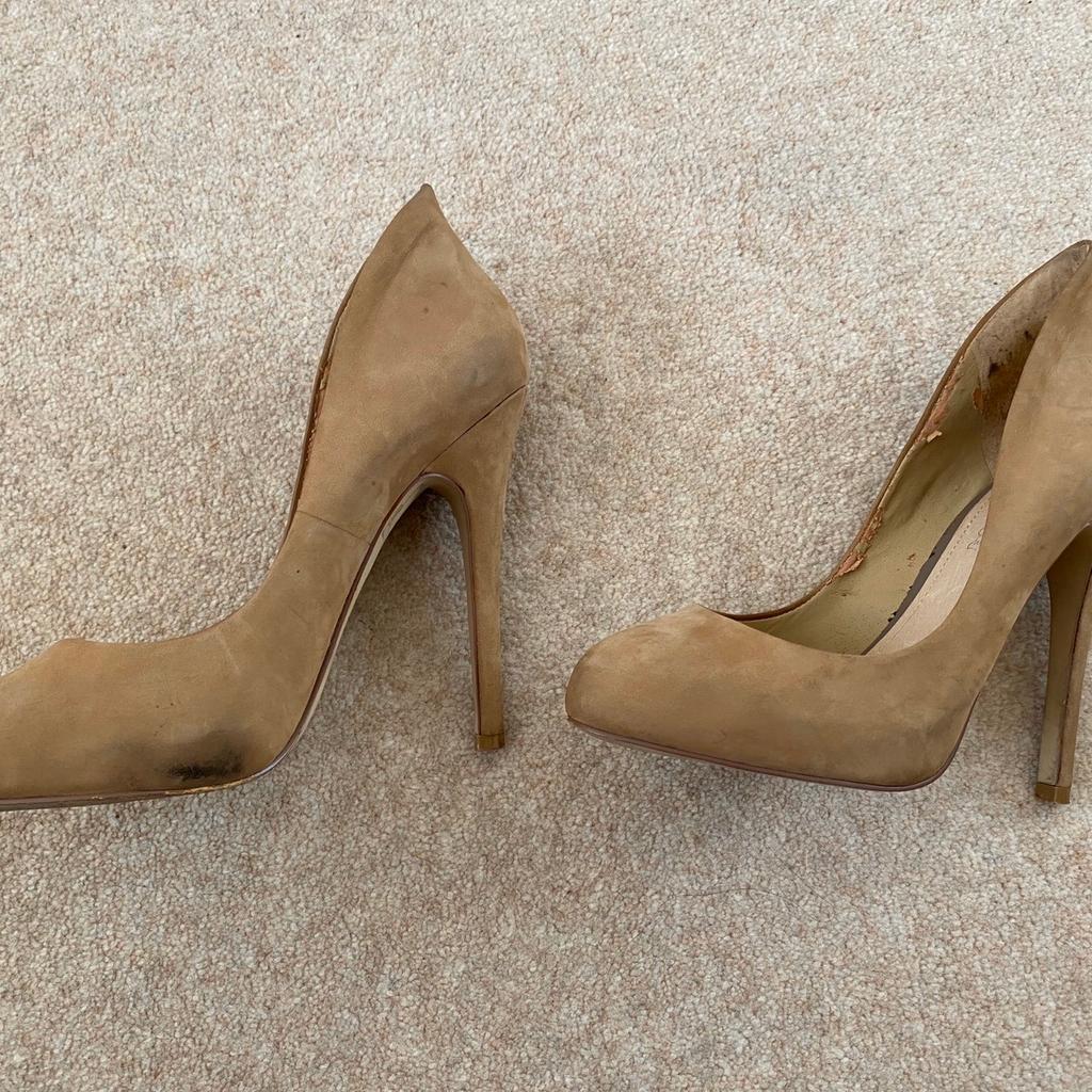 Well worn heels for on sale sale