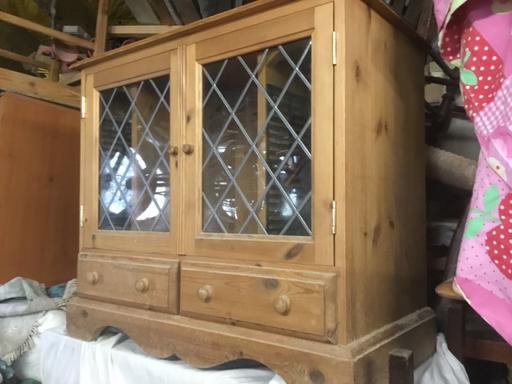 Buy & Sell Surrey Reigate and Banstead - Photos for PINE FARMHOUSE TV / STEREO CABINET