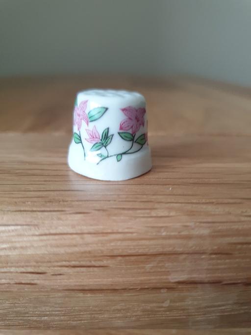 Buy & Sell Falkirk Carron - Falkirk - Photos for Thimble With Pink Flower Design