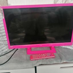 Hi I'm selling 24" TV
Built in dvd, hmdi port and HD 
Selling due to as my daughter don't use it and she wanted to sell. 
Collection only