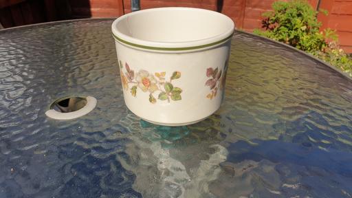 Buy & Sell East London Leyton - E15 - Photos for vintage flower pot