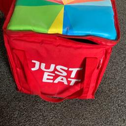 Just eat delivery bag ! Good as new ! Medium size ! Immaculately clean ! I have a larger one also very clean ! The one advertised is £10 the larger one is £15