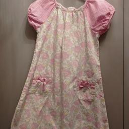 Gorgeous MINI BODEN dress, age 5-6. 
In EXCELLENT CONDITION.
From a smoke free home.
£3