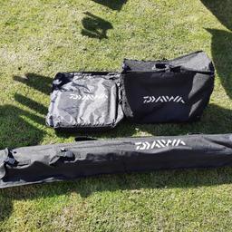 diawa carryall and holdall also a stink bag for ur nets all good condition no holes etc only selling as I've bought new stuff pick up only